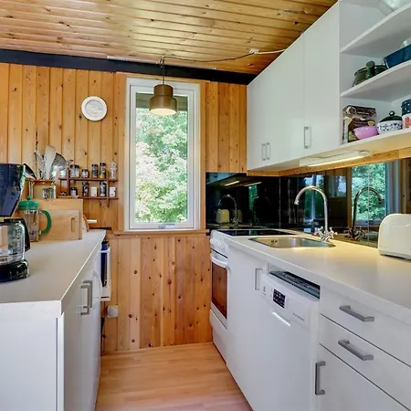 Lennert - 100m To The Fjord By Interhome