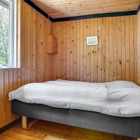 Lennert - 100m To The Fjord By Interhome Nyaraló